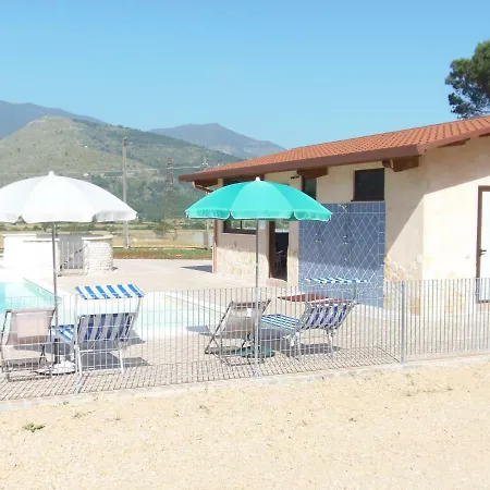 Country house Aecolibrium